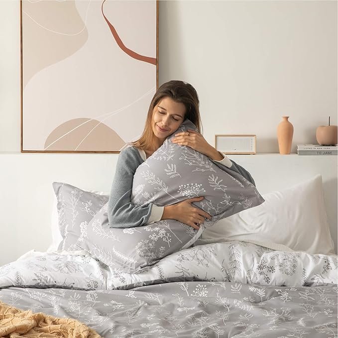 Queen Comforter Set - Grey Bed Set, 3 Pieces Cute Floral Bedding, 1 Soft Reversible Botanical Flowers Comforter and 2 Pillow Shams - Image 3