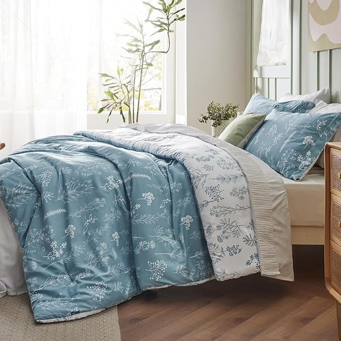 Queen Comforter Set - Mineral Blue Bed Set, 3 Pieces Cute Floral Bedding, 1 Soft Reversible Botanical Flowers Comforter and 2 Pillow Shams - Image 4