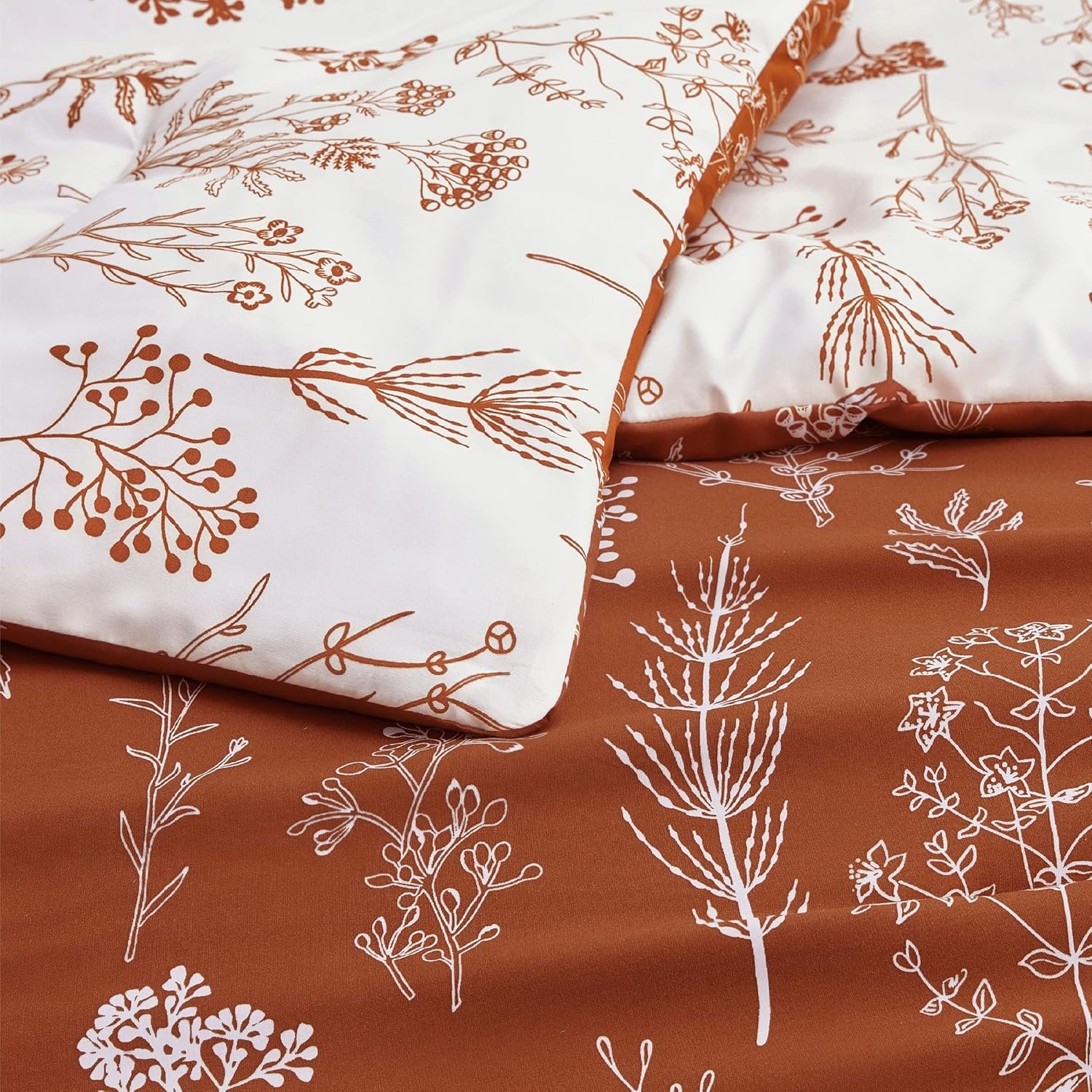 Queen Comforter Set - Terracotta Bed Set, 3 Pieces Cute Floral Bedding, 1 Soft Reversible Botanical Flowers Comforter and 2 Pillow Shams - Image 7